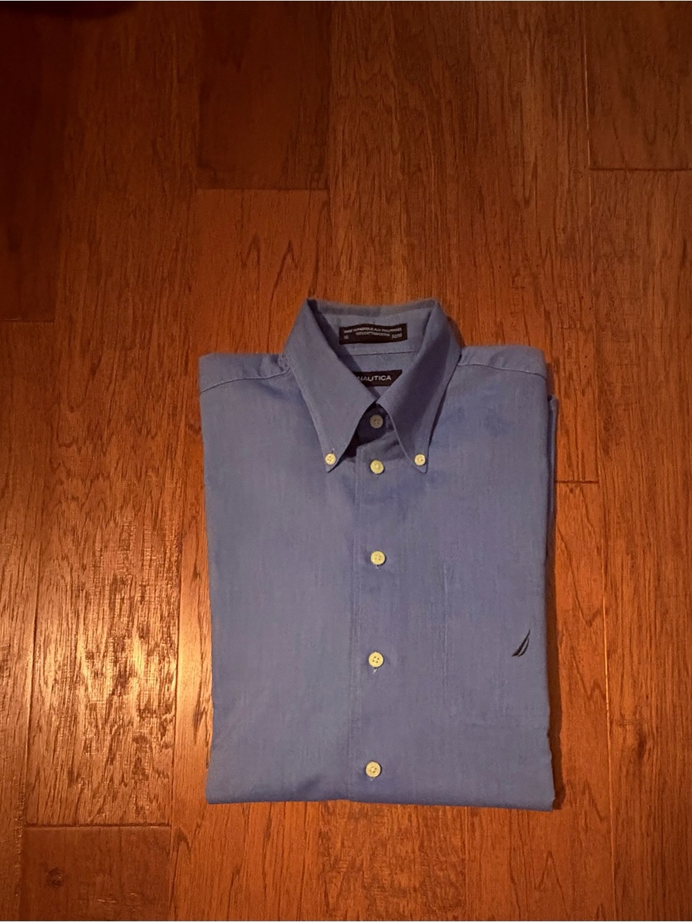 Nautica Men's Blue Button-Down Casual Shirt